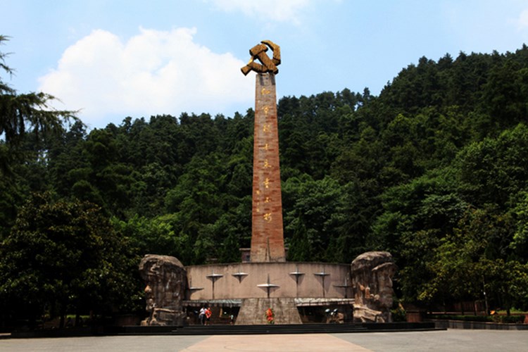 红军山烈士陵园2.jpg